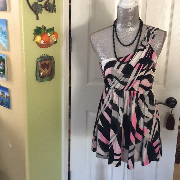 Express Tops - BEATIFULL BRAND NEW TOP VERY SEXY SIZE MEDIUM